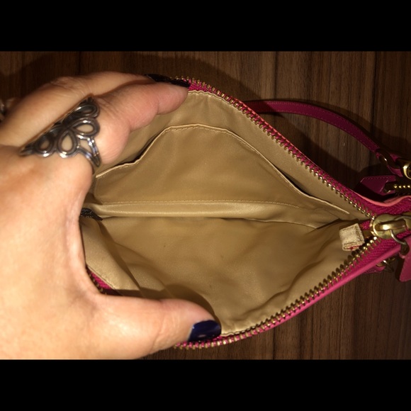 🎁SOLD🎁 Coach Small Bag Wristlet - Picture 5 of 6